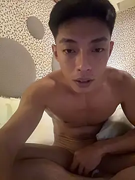 Yooo17 webkamerás műsora