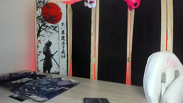 Damiian20_ Show in webcam