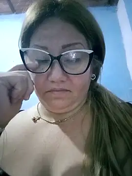 Carlotaazul 现场XXX聊天