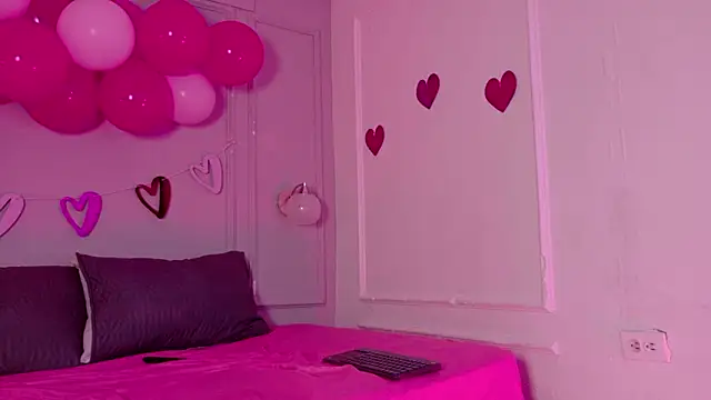 XXX chat uživo modela ale_cam