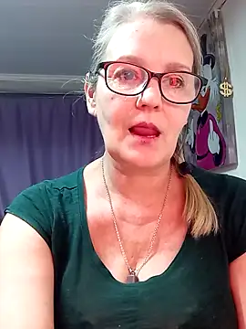 irinamaux Chat XXX live