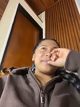 LinnaGardenia 라이브 XXX 채팅