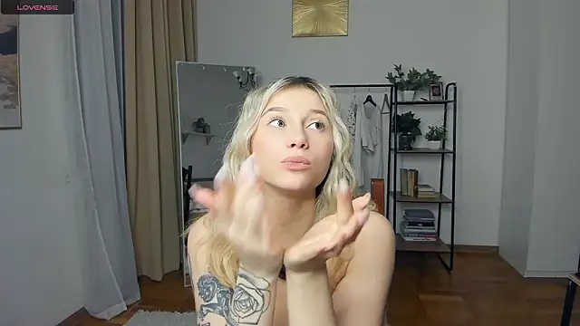 FaaBinaa Live XXX-chat