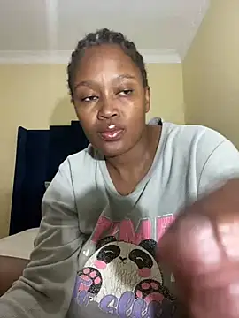 Sue_Knowledge Live XXX-Chat