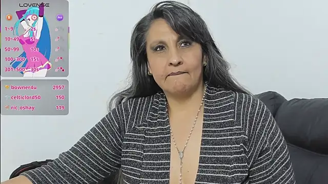 merlyna_goldens élő XXX-chatje