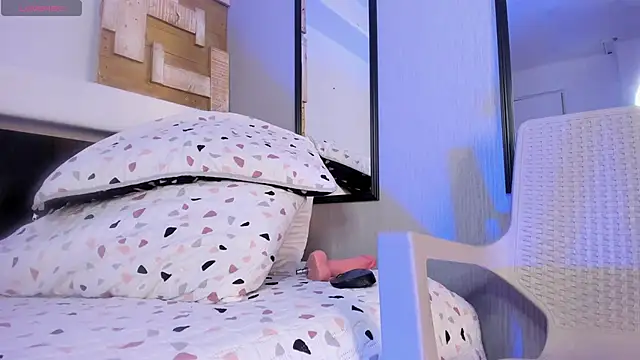 AnaTaylorr – Naživo XXX chat