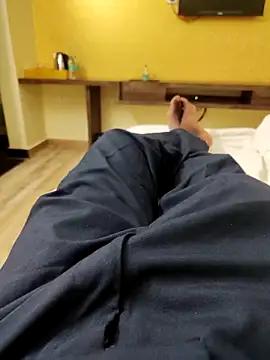 Paramkeerthi Adlı Modelin Web Kamerası Şovu