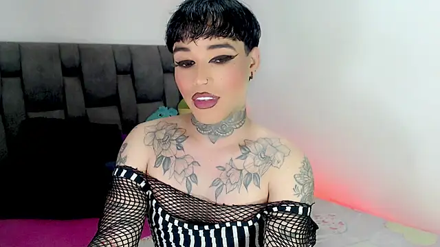 Show modela little_star_porn na web-kameri