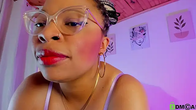 XXX chat uživo modela Lauraricci__