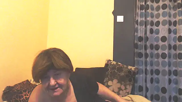 MioritaHard live XXX chat