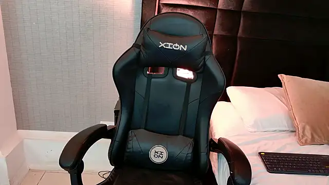 EllaEvanz – Naživo XXX chat