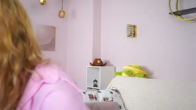 SunnivaCovil 라이브 XXX 채팅