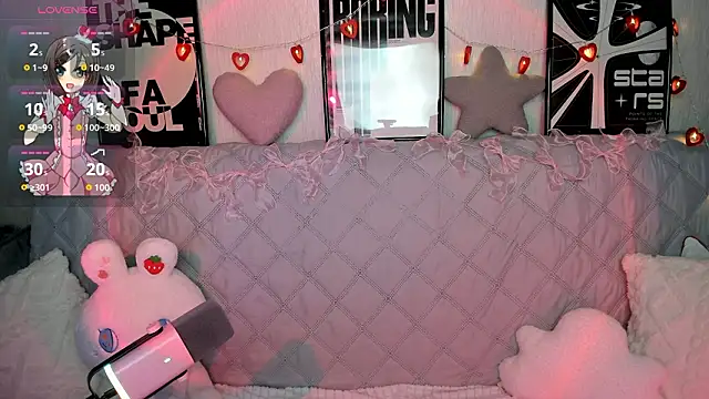 XXX chat uživo modela KittiMissi