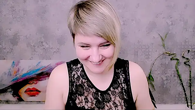 Djullia live XXX chat