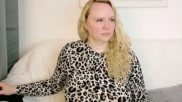 دردشة Sarah4you الجنسية المباشرة