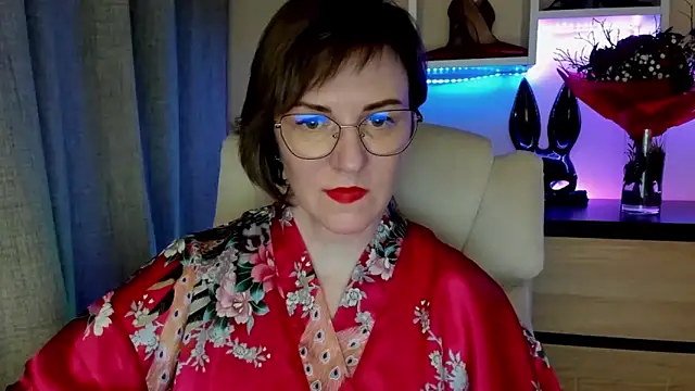 XXX chat uživo modela feliziaDesire