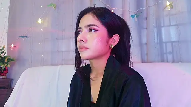 adara_johnson__ 现场XXX聊天