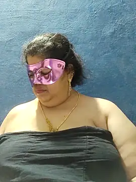 tamilthanushri: онлайн-секс-чат