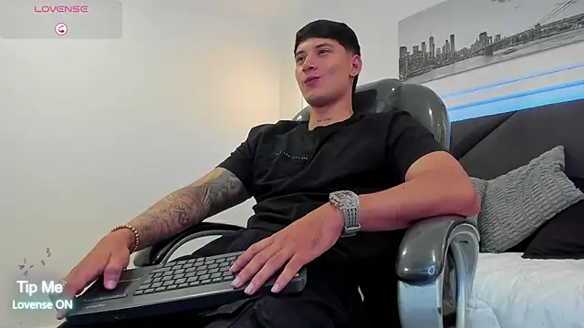 Damian23__ Live XXX Chat