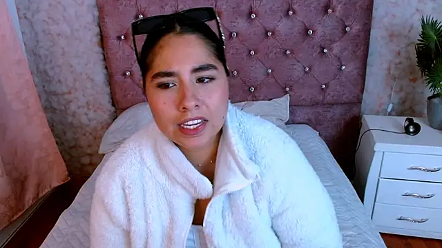 แชท XXX สดของ sofiazaf5