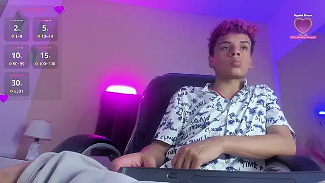 XXX chat uživo modela Xavier_Fox___