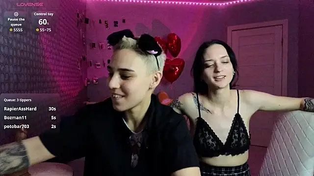 Pokazy przed kamerką – Escaped_Brides