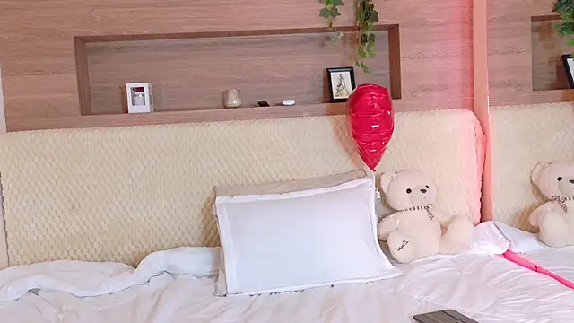 VioletBloomm Webcam-Show