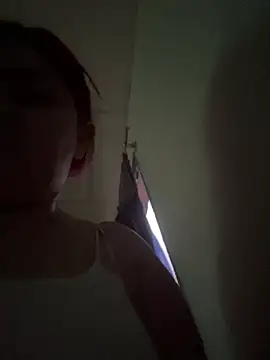 Rouse-Antonella_ – Kamerová šou