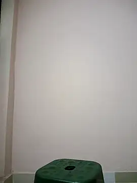 Panel11のライブXXXチャット