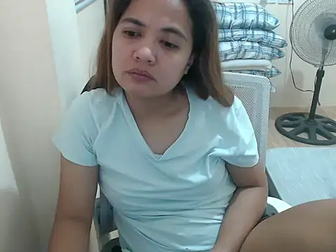 Živý XXX chat xTheLastVIRGINx