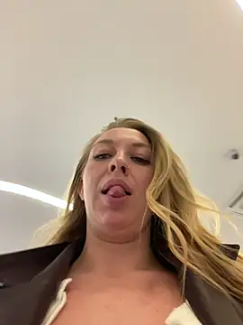 Sweet___Emily live XXX chat