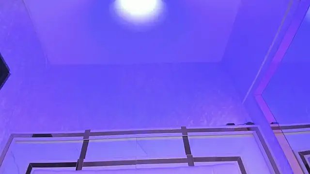 XXX chat uživo modela Cameron_Hearts