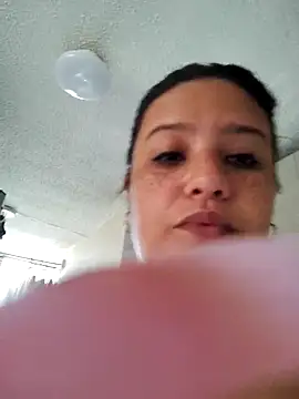 Chat +18 de NyxSin ao vivo