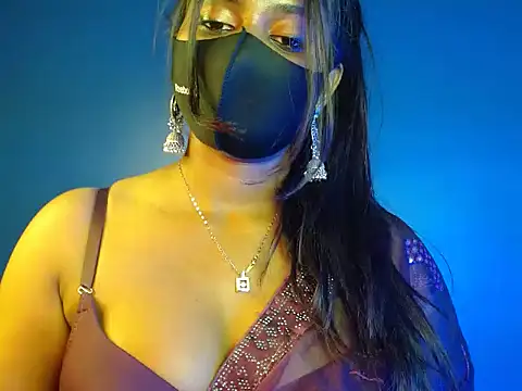 Chat +18 de Hotginni4 ao vivo