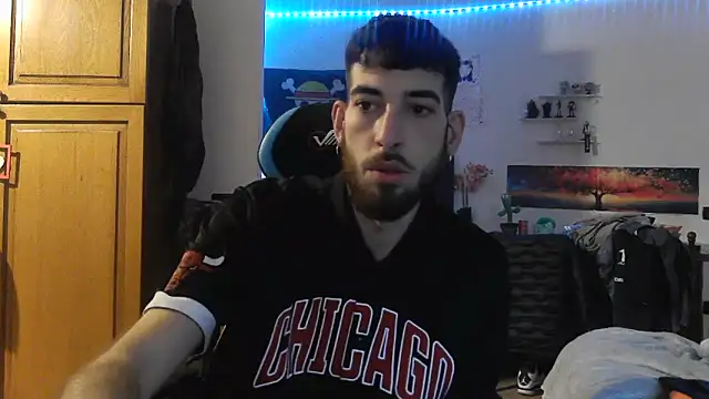 maestroboris95 Adlı Modelin Canlı XXX Sohbeti