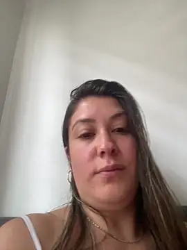 Abby__LS – Naživo XXX chat