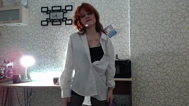 XXX chat uživo modela SolarAdrienne