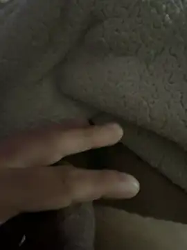 Show modela mouraerik123 na web-kameri