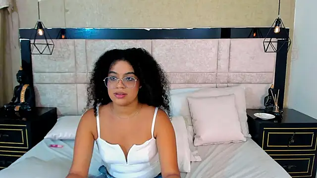 KaterinMoss élő XXX-chatje