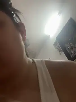 MikyVesela: онлайн-секс-чат