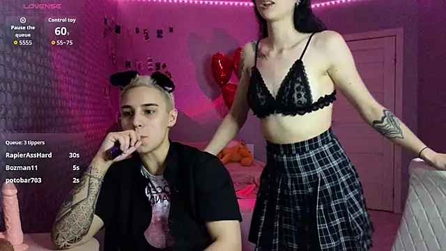 Escaped_Brides 在線直播表演