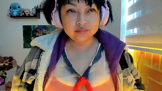 Chatroom XXX en direct de Shaddycute_