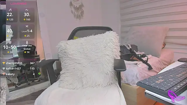 Chat +18 de SharonVelvet ao vivo