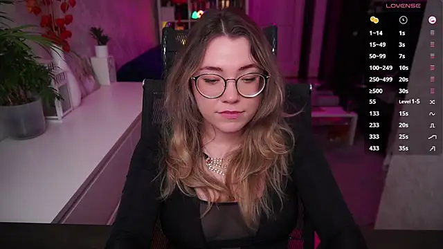 RemyCute 现场XXX聊天