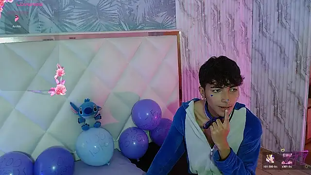 osamu_tay Adlı Modelin Canlı XXX Sohbeti