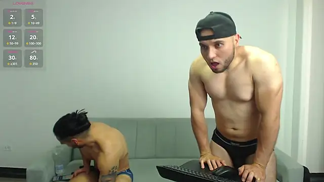 Chat XXX en directo de jhustin_marcius