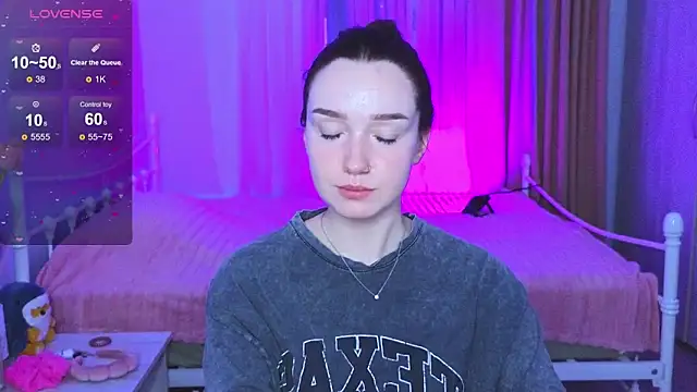 Wild_Sophie_'s Live XXX Chat