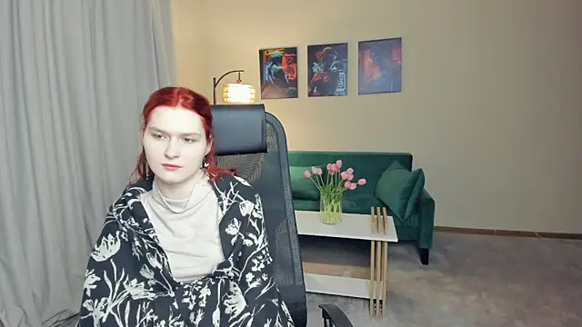 Pertunjukan Kamera Web LinaMalech