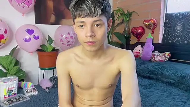 Andy_Belier23 Adlı Modelin Canlı XXX Sohbeti