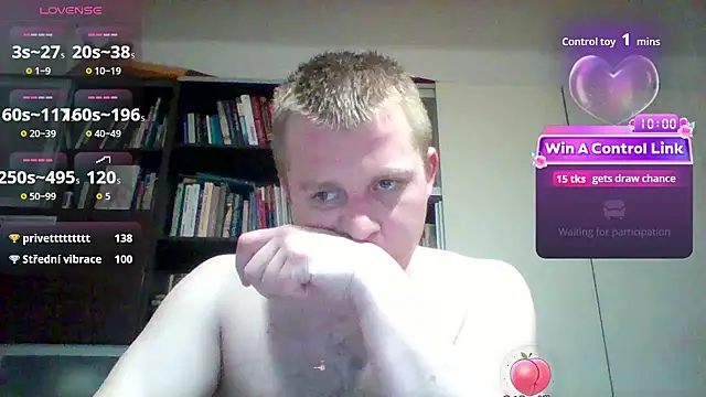 Matttthees Chat XXX in diretta